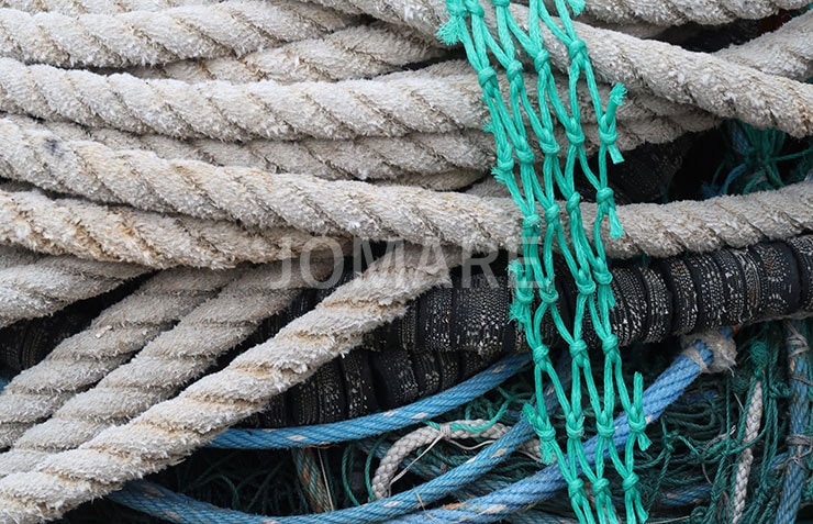 フェンス・柵の素材は第三者が容易に取り除けないものにすること